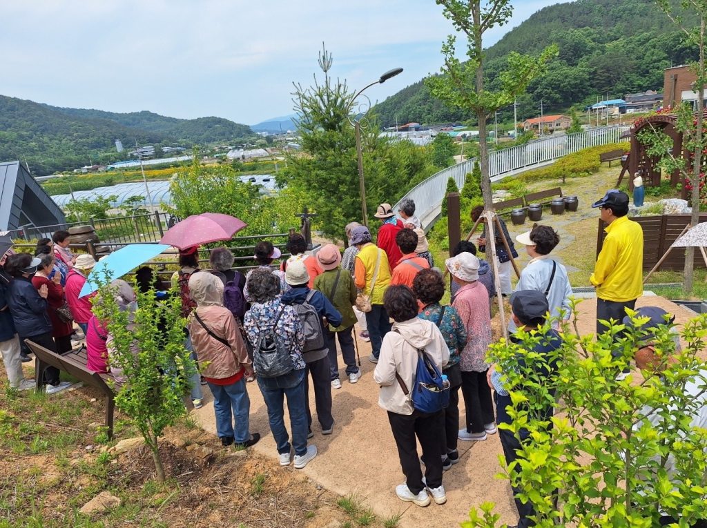 240530_성경대학 봄소풍 (3).jpg