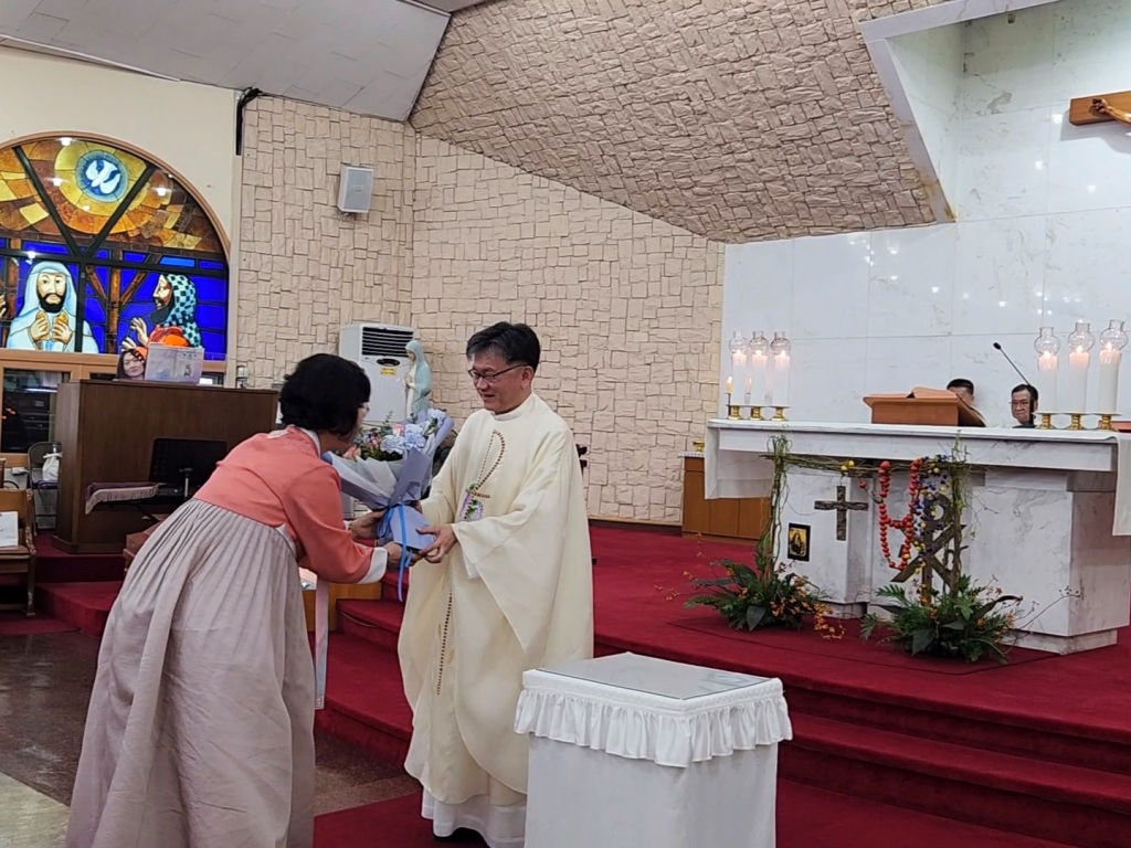 241006_주임신부님 축일축하식 (1).jpg