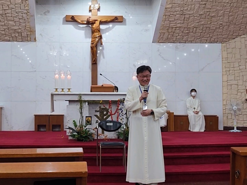 241006_주임신부님 축일축하식 (9).jpg