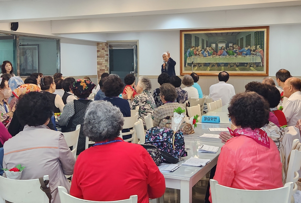 240509_어버이날행사 (68).jpg