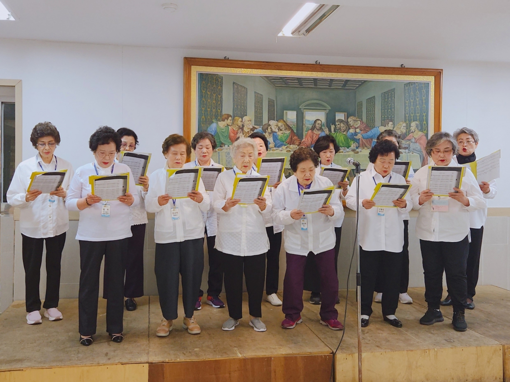 240509_어버이날행사 (64).jpg