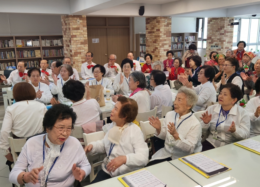 240509_어버이날행사 (50).jpg